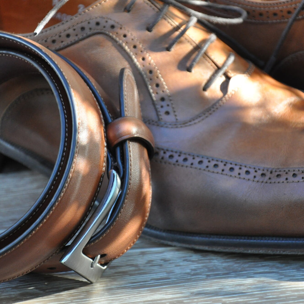 the-modern-gentleman-belt-shoes-menswear-man